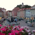 Апартаменты Milena *